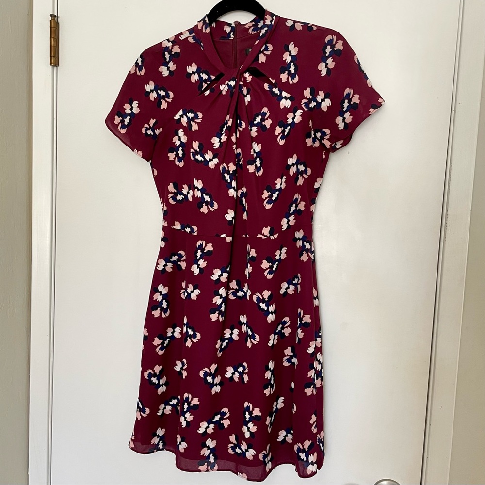 EUC Banana Republic flutter sleeve dress